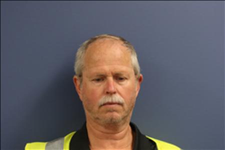 Dennis Linn Whitson a registered Sex, Violent, or Drug Offender of Kansas