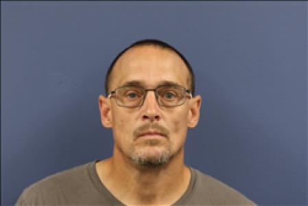 Justin Lee Skeens a registered Sex, Violent, or Drug Offender of Kansas