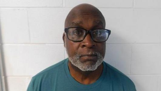 Merle Darnell Davis a registered Sex Offender of Maryland