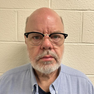 Loren John Williams a registered Sex Offender of Maryland