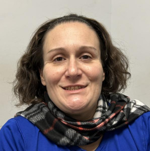 Heather Marie Awkward a registered Sex Offender of Maryland