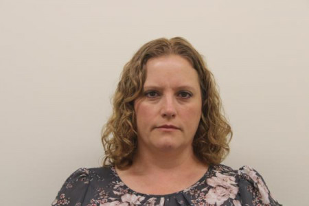 Amy Lynn Deavers a registered Sex Offender of Maryland