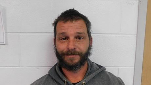 Justin Michael Usilton a registered Sex Offender of Maryland