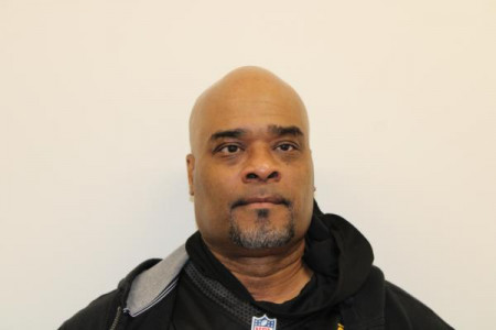 Ennis Jerome Moore a registered Sex Offender of Maryland