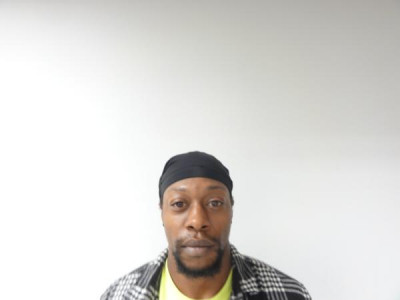 Savon Jamal Douglas a registered Sex Offender of Maryland