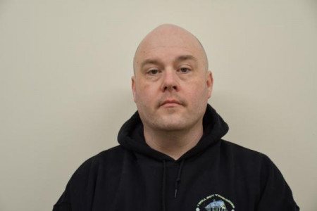 Erik John Warnes a registered Sex Offender of Maryland