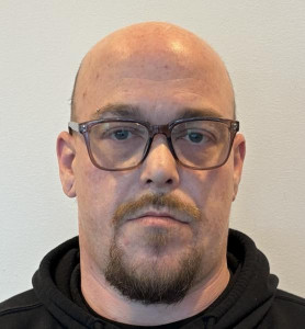 Christopher Thomas Oliver a registered Sex Offender of Maryland