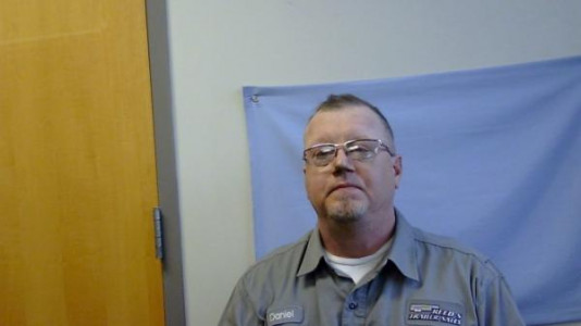 Daniel Lynn Richards a registered Sex Offender of Ohio