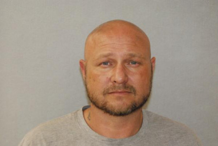 Adam Blaine Engle a registered Sex Offender of Ohio