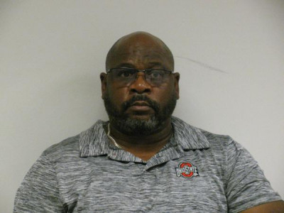 Douglas Lamont Leonard a registered Sex Offender of Ohio