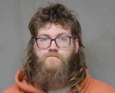 Ethan Jay Lakes a registered Sex Offender of Ohio