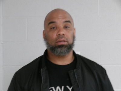 Qwanda Woodson a registered Sex Offender of Ohio