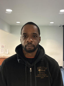 Dontae Rayshun Royster a registered Sex Offender of Ohio