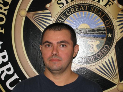 Brett M Mullins a registered Sex Offender of Ohio