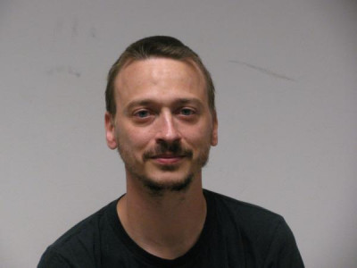 Torey Michael Eugene Longshore a registered Sex Offender of Ohio