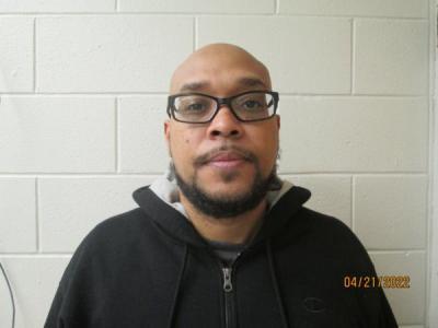 Delvon Hernandez a registered Sex Offender of New Jersey
