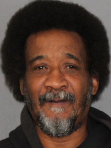 Darrell Bracey a registered Sex Offender of New Jersey