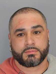 Luis R Vazquez a registered Sex Offender of New Jersey