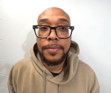 Delvon Hernandez a registered Sex Offender of New Jersey