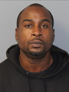 Tyrone E Emmons Jr a registered Sex Offender of New Jersey