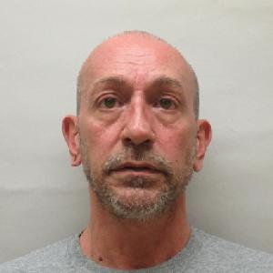 Amore Robert Dale a registered Sex Offender of Kentucky