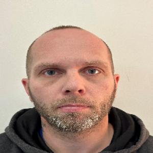 Mayton Benjamin Lee a registered Sex Offender of Kentucky