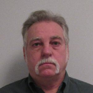 Heully Douglas Wayne a registered Sex Offender of Kentucky
