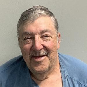 Handshoe Donald Ray a registered Sex Offender of Kentucky