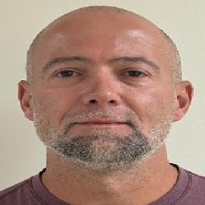 Moore Roger L a registered Sex Offender of Kentucky