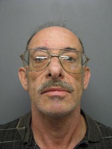Douglas Stuart Spingola a registered Sex Offender of Connecticut
