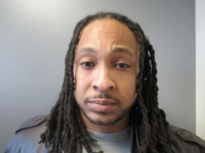 Tyrese Lavar Slade a registered Sex Offender of Connecticut