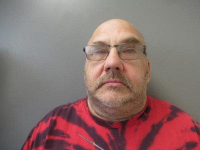 Francis L Dumschott a registered Sex Offender of Connecticut