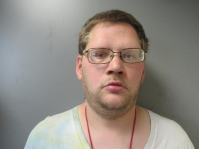 Raymond F Warren a registered Sex Offender of Connecticut