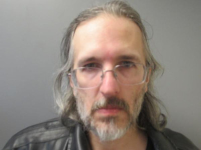 Mitchel Douglas Henderson a registered Sex Offender of Connecticut