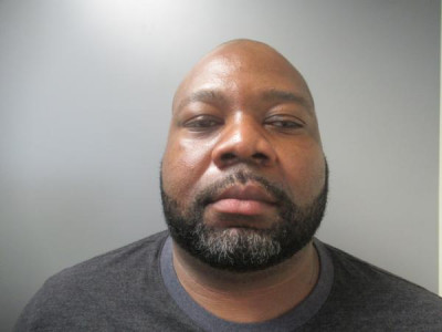 Leon Lakeen Glover a registered Sex Offender of Massachusetts
