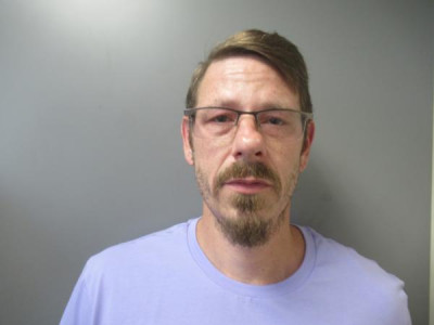 Evan C Roberts a registered Sex Offender of Connecticut