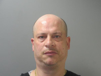 Robert Velez a registered Sex Offender of Connecticut