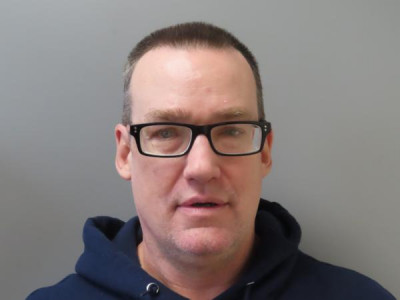 Brian E Hendry a registered Sex Offender of Connecticut