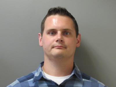 Michael A Luther a registered Sex Offender of Connecticut