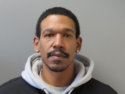 Enrique Chris Piris a registered Sex Offender of Connecticut
