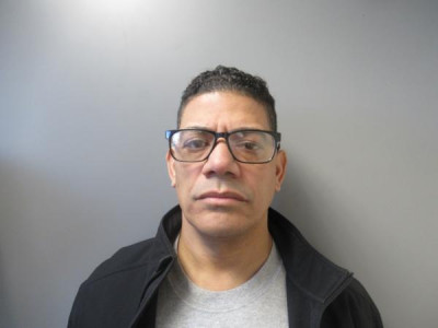 Hugo Ismael Valentin Jr a registered Sex Offender of Connecticut