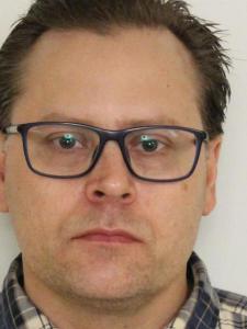 Robert Carl Wilson Jr a registered Sex or Violent Offender of Indiana