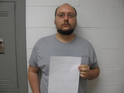 Travis Fredric Jones a registered Sex or Violent Offender of Indiana