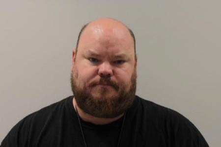 Shawn E Lunsford a registered Sex or Violent Offender of Indiana