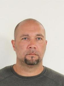 Robert Laurence Hensley II a registered Sex or Violent Offender of Indiana