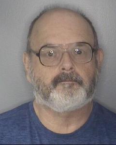 Robert E Young a registered Sex or Violent Offender of Indiana