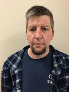 Justen Dean Carter a registered Sex or Violent Offender of Indiana