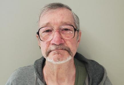 William E Dummich a registered Sex or Violent Offender of Indiana