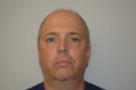 Keith Edward Handshoe a registered Sex or Violent Offender of Indiana