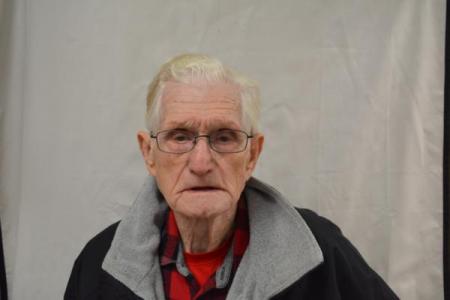 Eugene Nmn Sizemore a registered Sex or Violent Offender of Indiana